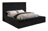 Dacia Black Storage Bed