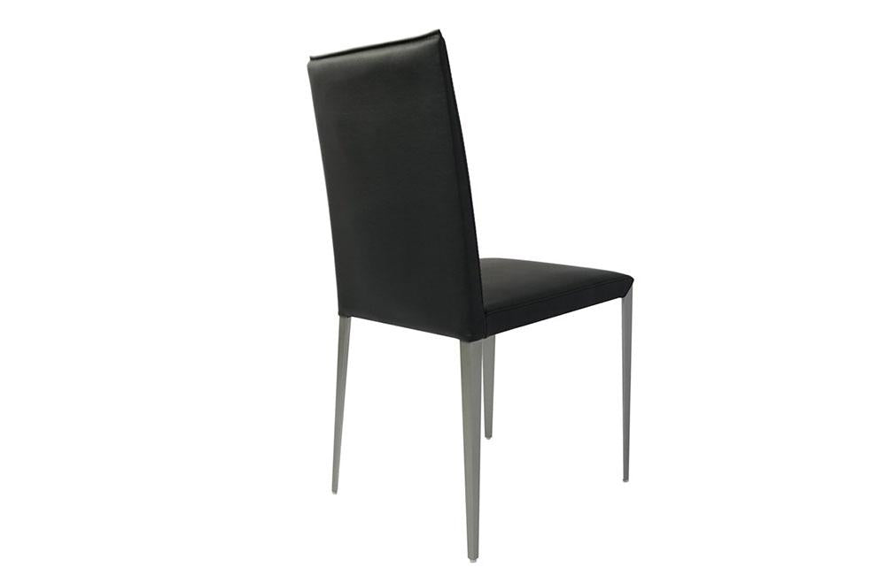 Nayeli Upholsterd Chair
